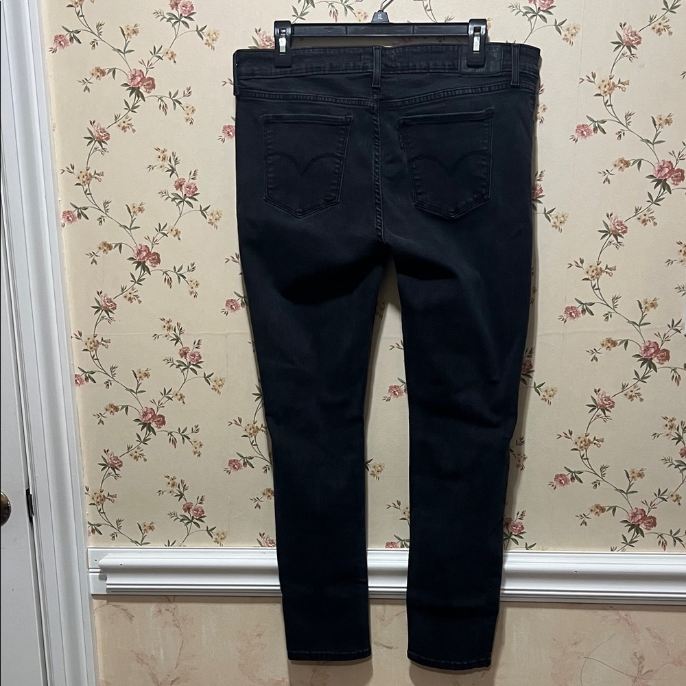 Women's Black Levi Skinny Jeans Size 33